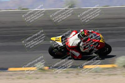 media/Apr-05-2024-Apex Assassins-CVMA Friday Practice (Fri) [[ee2ef04f2b]]/3-Racer 2/Session 3 (Bowl Speed Pans)/